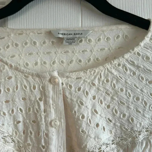 American Eagle White Eyelet Lace Ruffle Clip Dot Peasant Button Up Top Medium - Picture 2 of 5